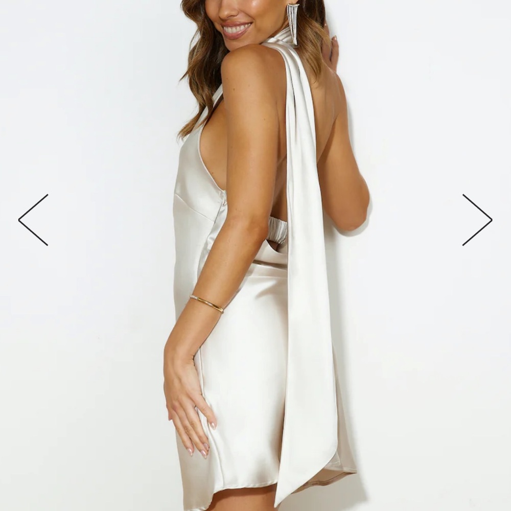 HELLO MOLLY LUXE ARRIVAL SATIN MINI DRESS CHAMPAGNE size small brand new